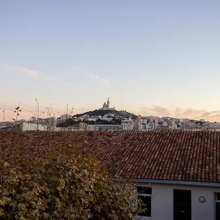 T2 Panier Vieux-port Vue Notre Dame De La Garde Appartement Marseilles
