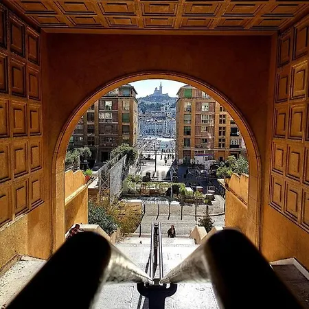 Apartament T2 Panier Vieux-port Vue Notre Dame De La Garde